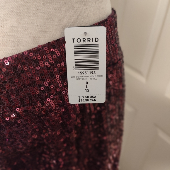 Torrid Sequin Mini Skirt - Picture 6 of 6